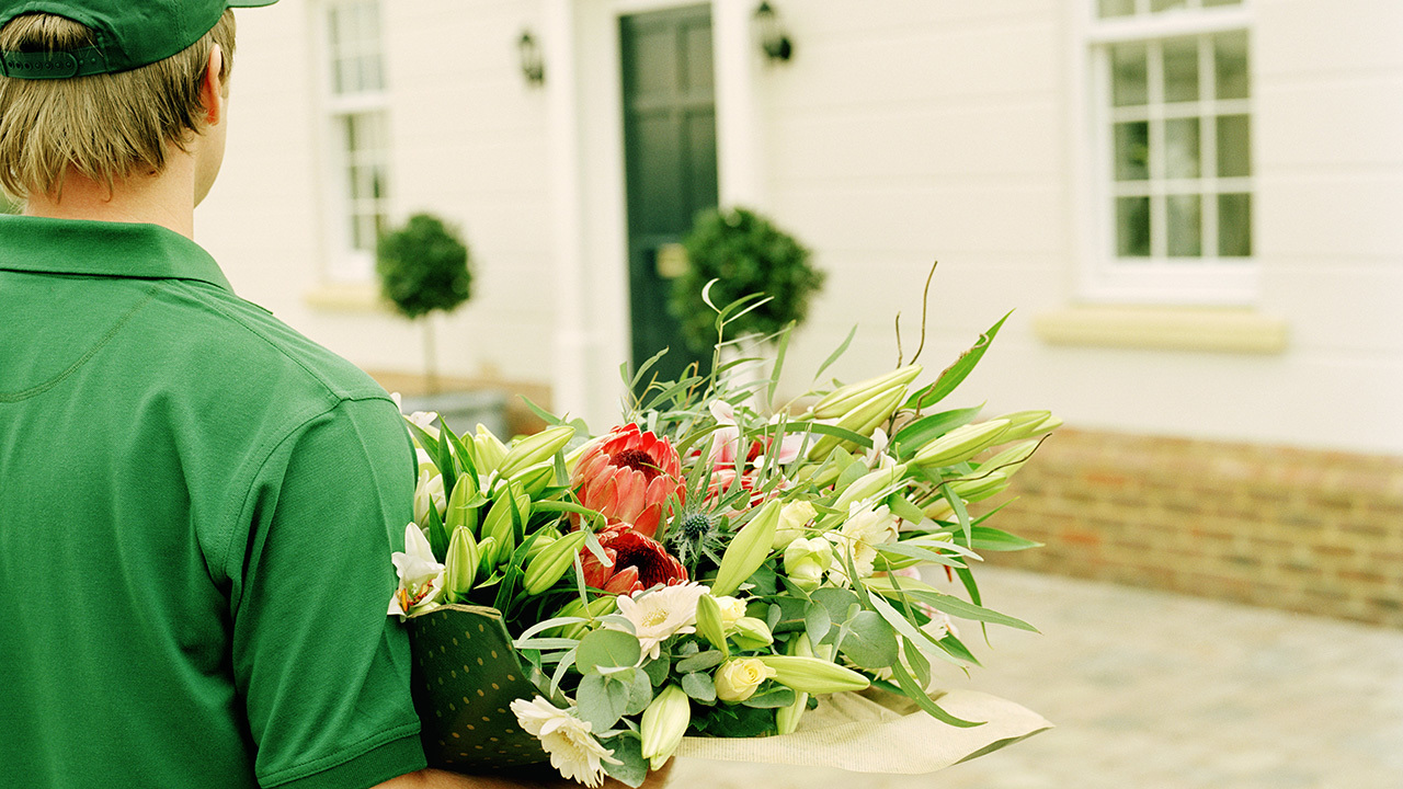 Purebloomer: A Surprise for Loved Ones - Flower Delivery for Joy and Inspiration